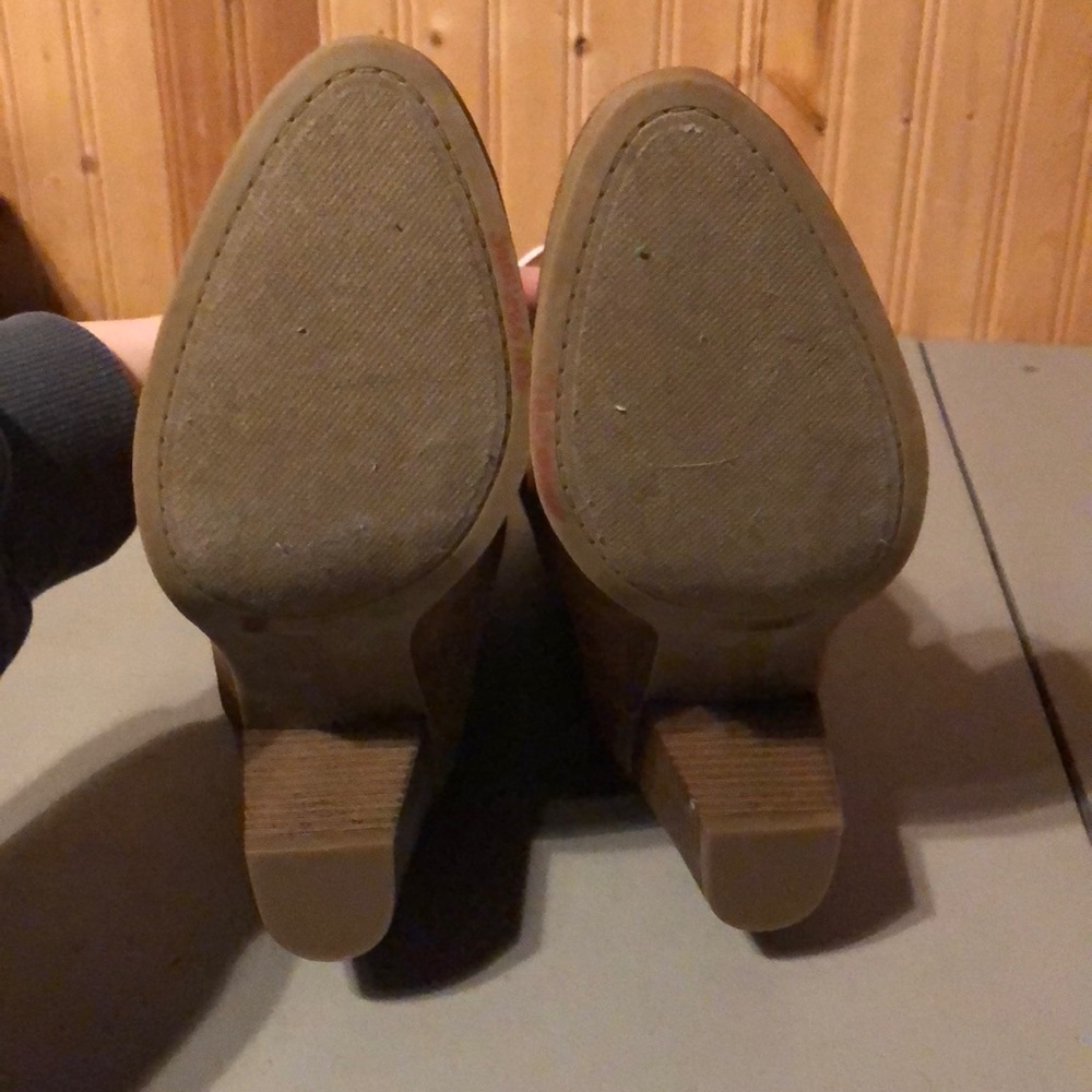 Midrise booties - Picture 2 of 4